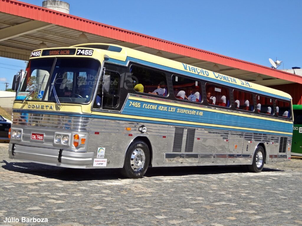Viação Cometa leva o clássico Flecha e o moderno DD G8 à Expo Bus Juiz de Fora 2026 3 Viação Cometa