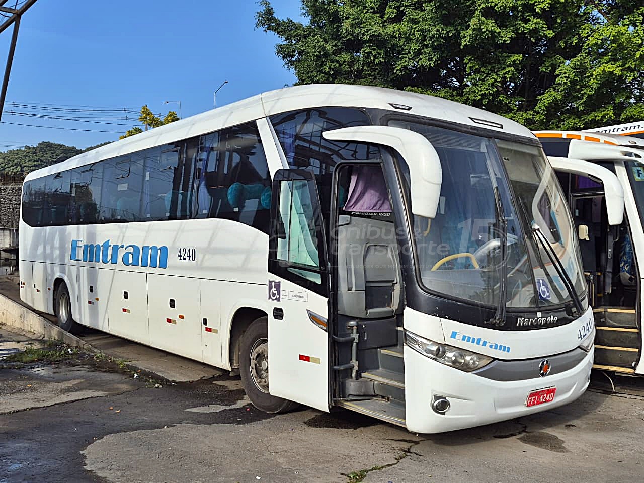 Emtram oferece mais de 70 ônibus à venda com preços a partir de R$ 90 mil
