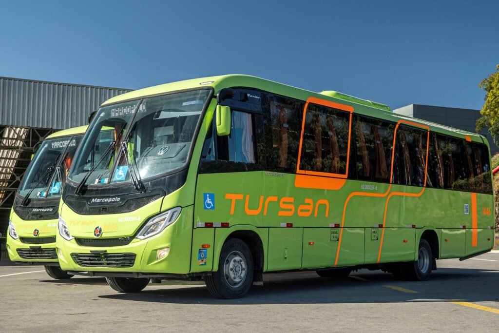 Marcopolo entrega 61 ônibus Torino e Senior Fretamento para renovar operações da Tursan no Rio de Janeiro 8 Marcopolo