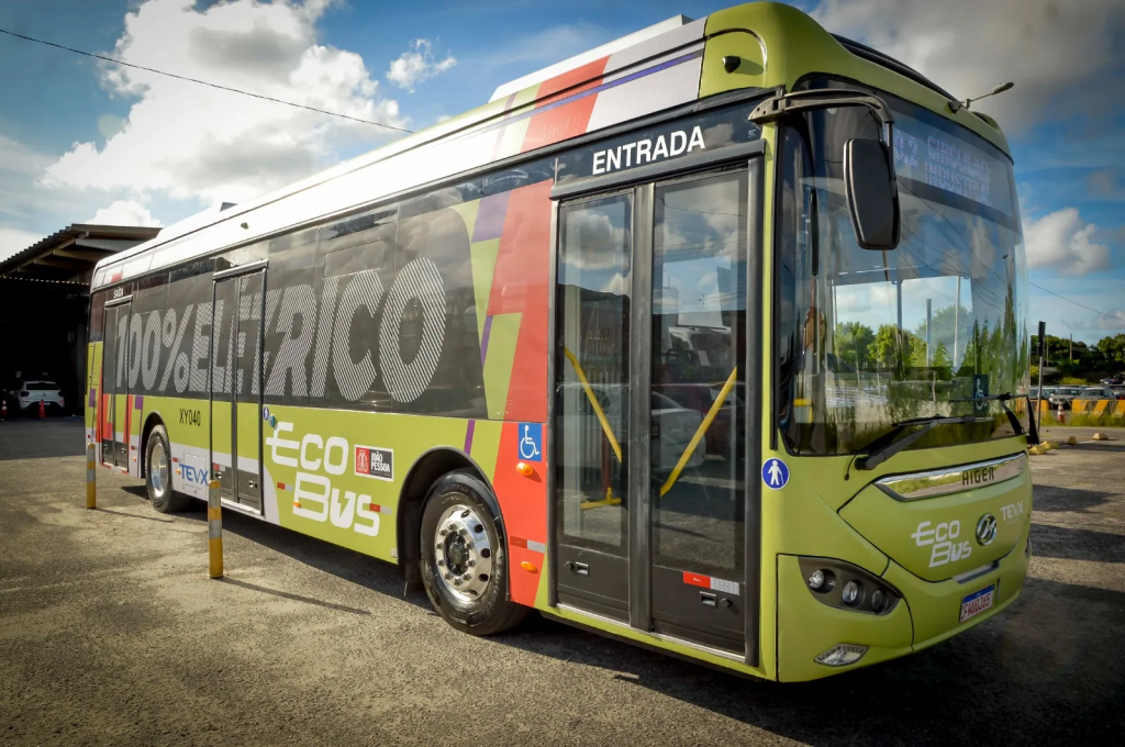 Prometidos para junho de 2025, 60 ônibus elétricos ainda não chegaram a João Pessoa