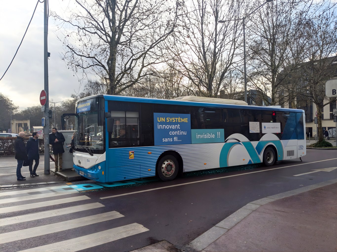 Electreon apresenta na Lat.Bus 2026 nova abordagem para eletrificação dos ônibus com recarga integrada à operação