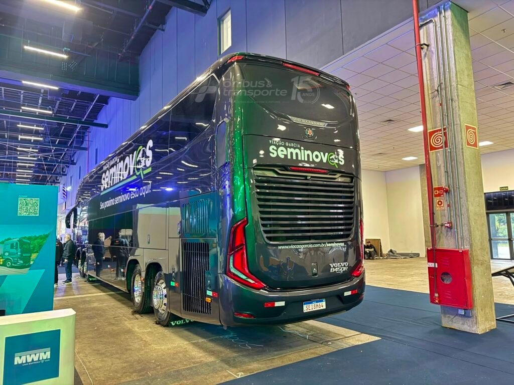 Viação Garcia destaca venda de ônibus seminovos na Lat.Bus 2026 e expõe Paradiso G8 1800 DD 2 WhatsApp Image 2026 08 12 at 08.26.35