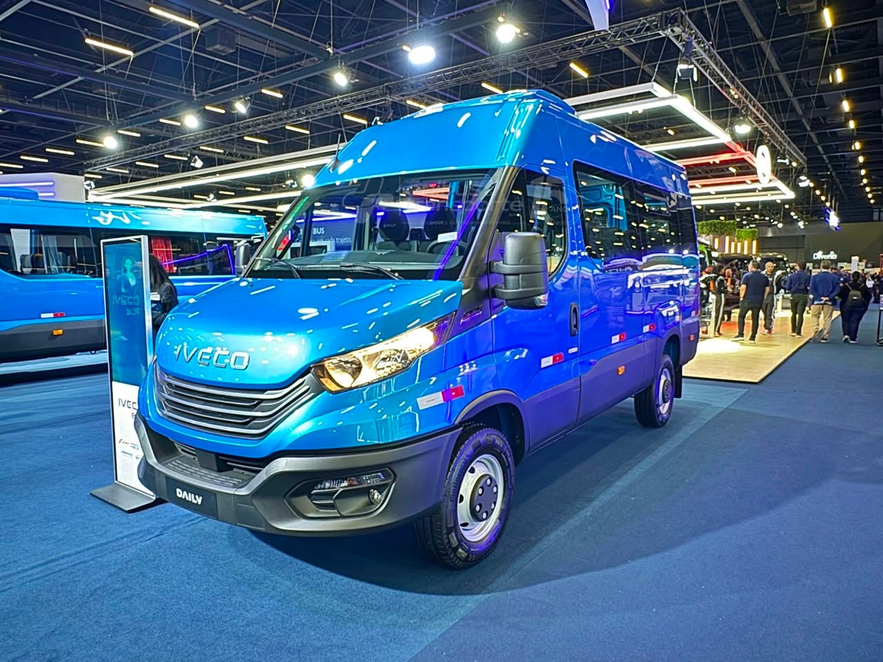 IVECO BUS amplia portfólio na Lat.Bus 2026 com novo chassi 17-210 e Daily Minibus automática