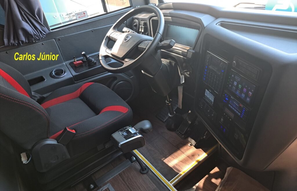 Expresso Satélite Norte renova frota com 12 Comil Invictus DD e estreia chassi Volvo B460R 6x2 8 Expresso Satélite Norte