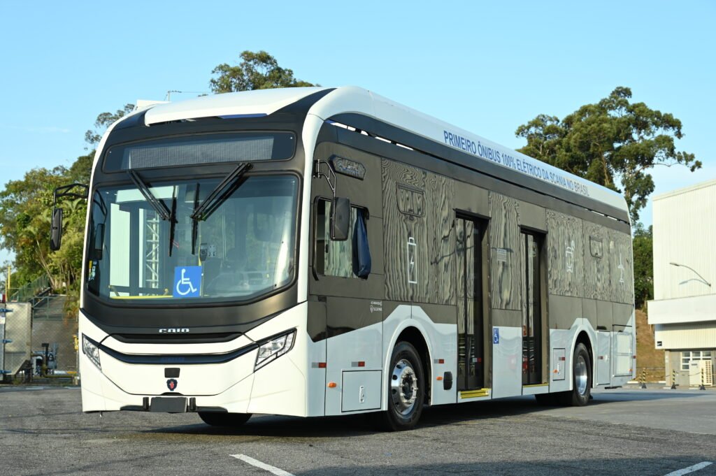 Antes dos caminhões, veio o ônibus: a história da Scania no transporte de passageiros brasileiro desde 1948 36 d57f00c9a9c672b602d7427faaf36802